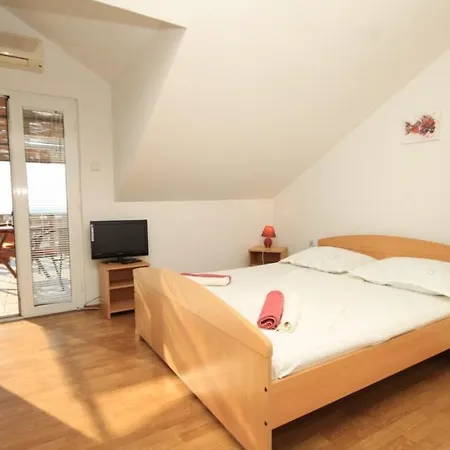 Appartement With Wifi Komiza, Vis - 8911